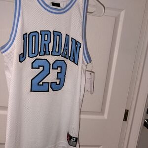 Jordan Kids Jersey White and Blue Brand New Tags On It Also Trade For New Hey Du
